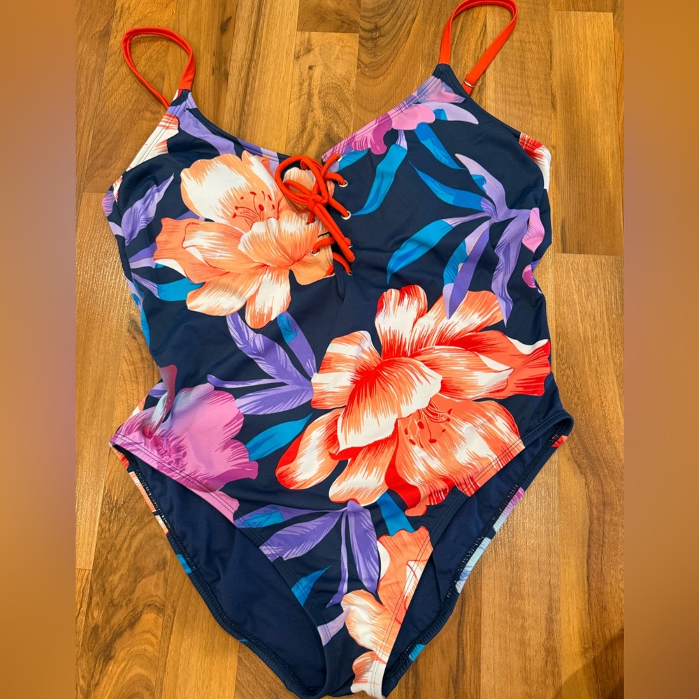 Beach Betty one piece women’s floral swimsuit lace up size‎ XL bathing suit